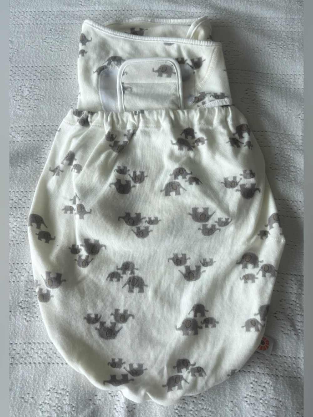 Newborn Sleep Essential | Ergobaby Swaddle Grey Elephant 0–3M